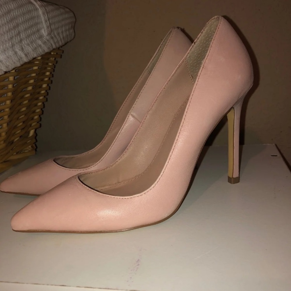 Pink heels